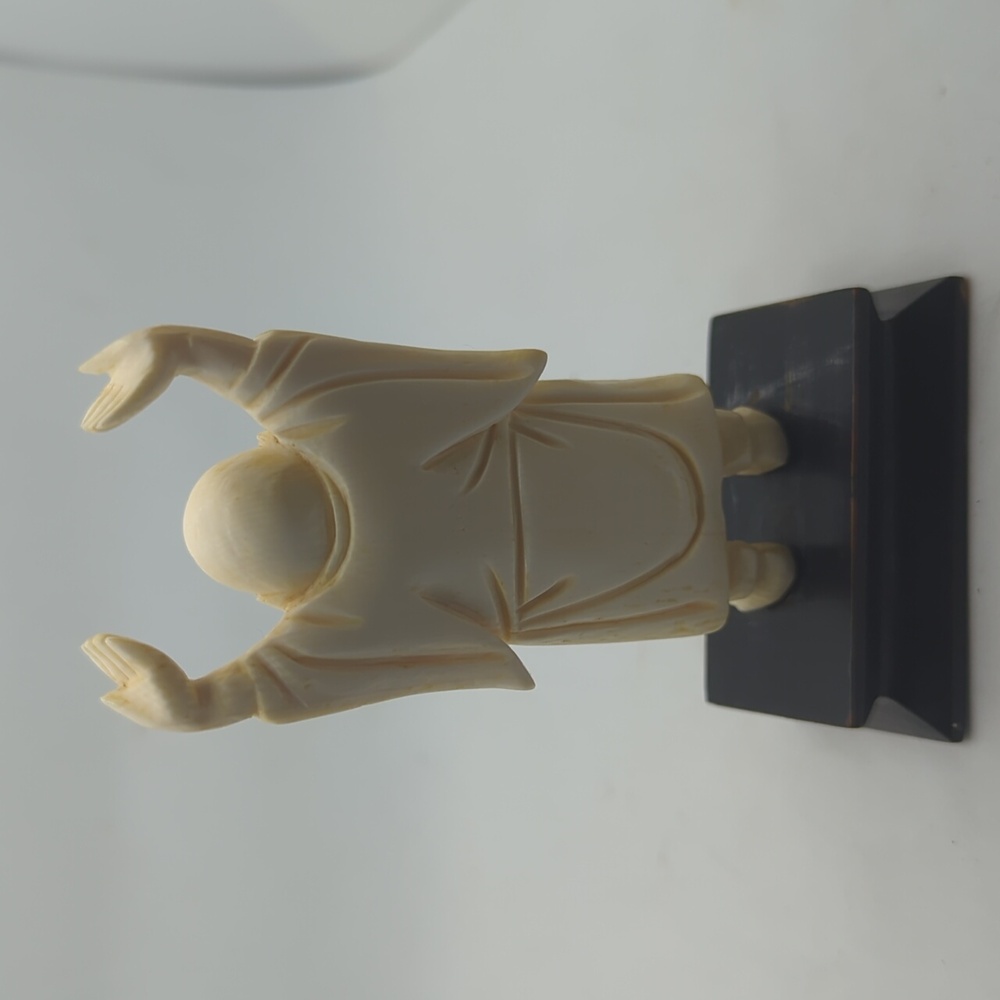 💛Bone Buddha Statue - Picture 3 of 8